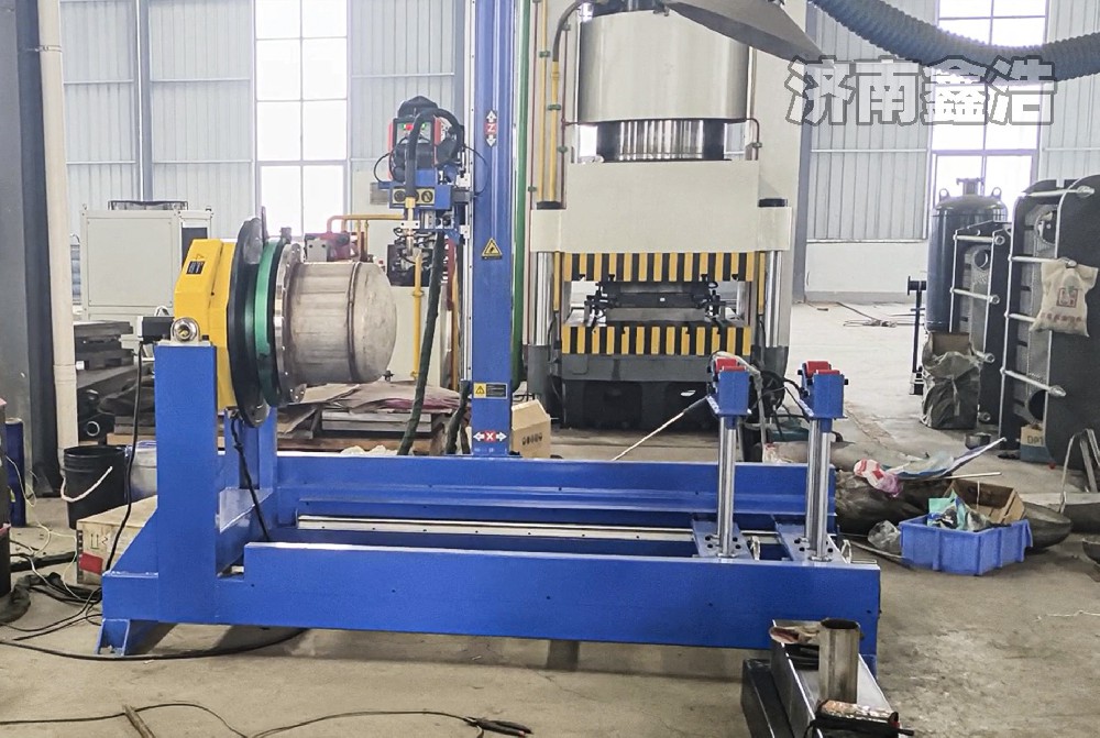 德州客戶訂購鑫浩7軸氬弧自動焊，提高效率批量生產(chǎn)