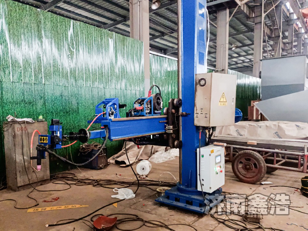 河南訂購重型焊接操作機，提高環(huán)縫自動焊接效率