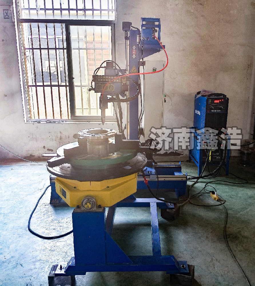 600公斤分體式焊接變位機(jī)，自動(dòng)焊接，提高效率