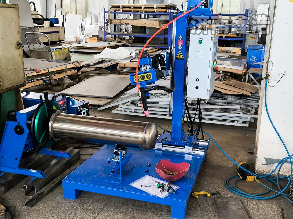 無錫客戶訂購氬弧自動焊1140，智能數(shù)控運(yùn)行穩(wěn)定