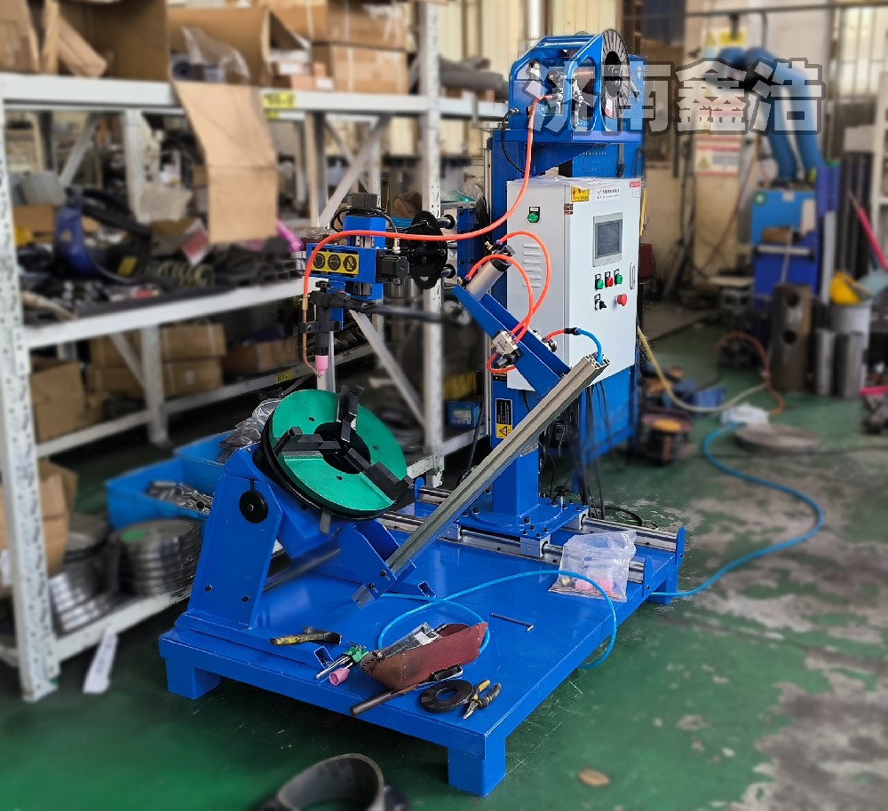 鑫浩智能數(shù)控氬弧自動焊機(jī)，性能穩(wěn)定，成型美觀