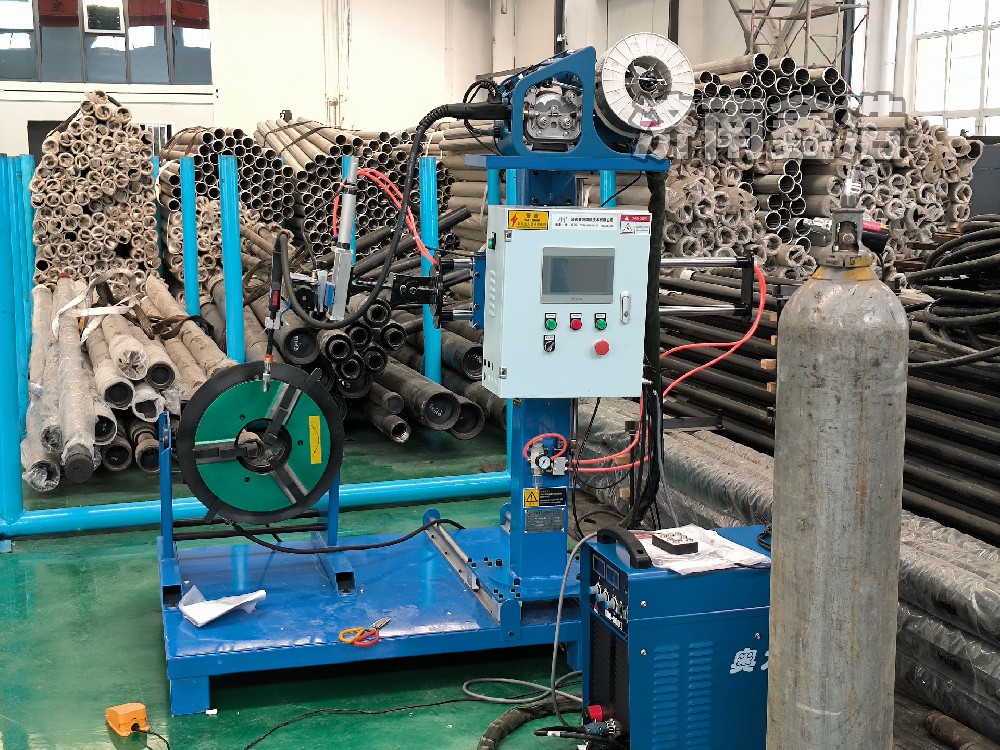 東營客戶訂購管法蘭自動(dòng)焊，提高生產(chǎn)效率