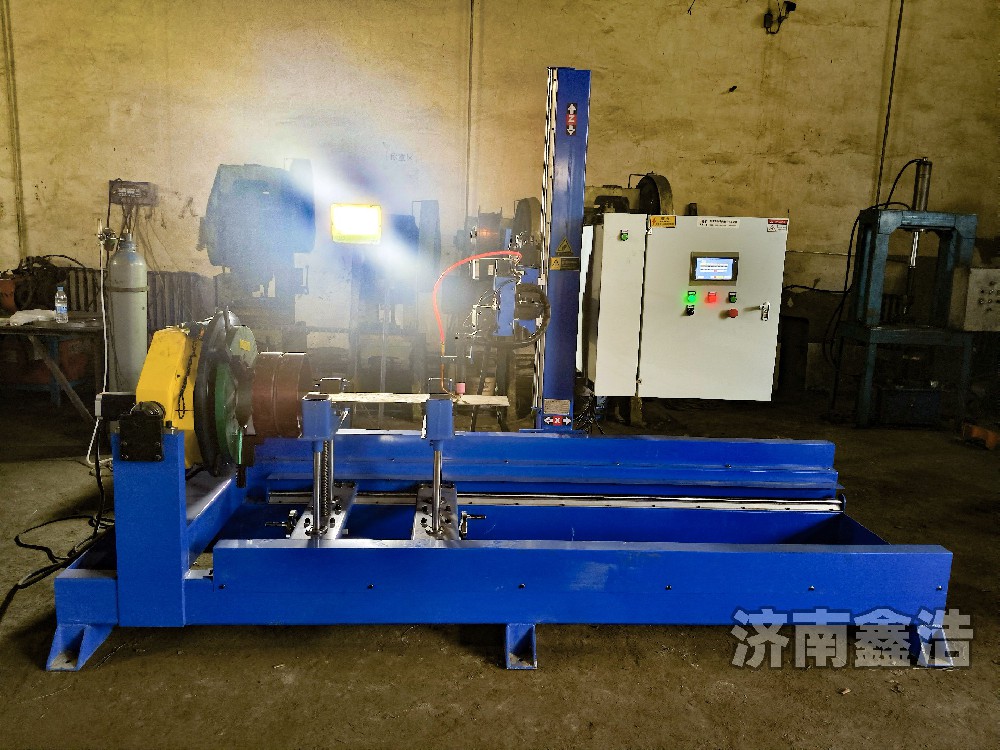 哈爾濱客戶訂購七軸氬弧自動(dòng)焊，環(huán)縫直縫焊接