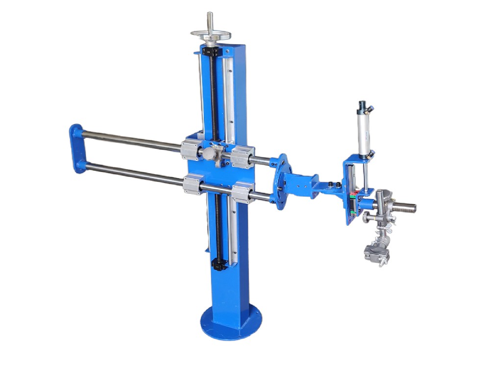 【濟(jì)南鑫浩焊接】簡析手動(dòng)焊接操作機(jī)需滿足的技術(shù)條件